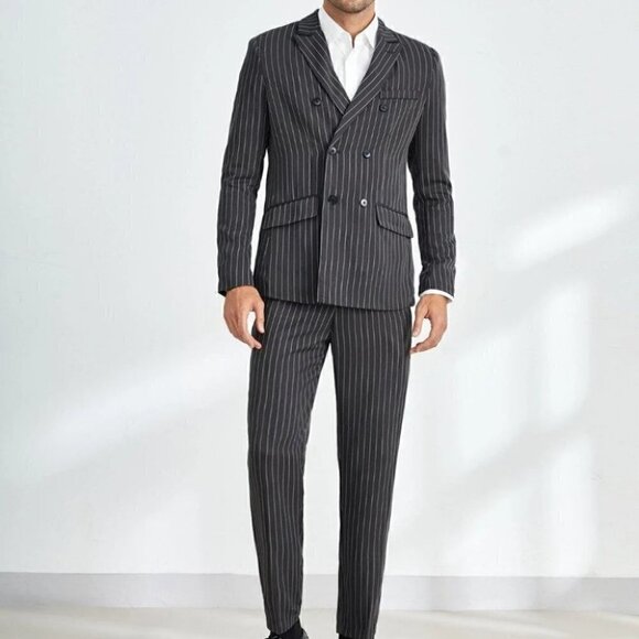 Black And White Striped Blazer And Pants Set - Picture 4 of 4